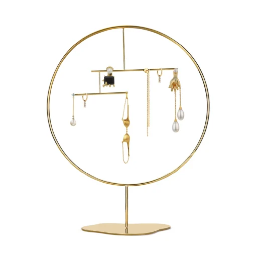Manipulee Earring