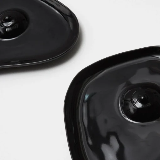 Tatas Plates (High-Shine Black)